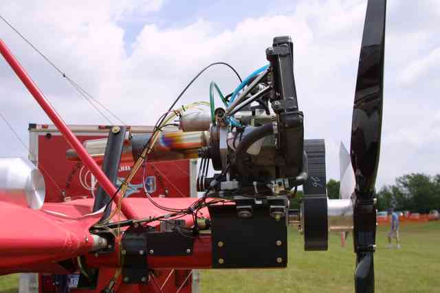 Single Rotor rotary aircraft engine offered by Phantom Aeronautics.